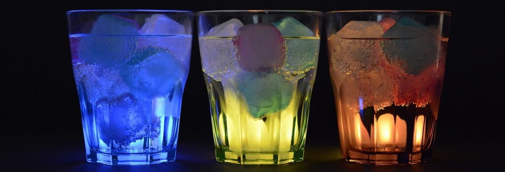 glasses, ice cubes, illuminated-1477081.jpg